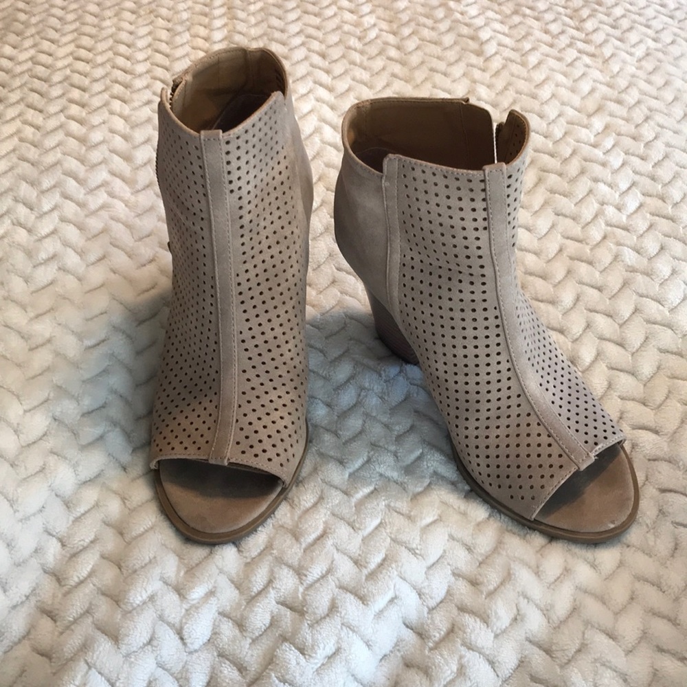 Heeled Shoes